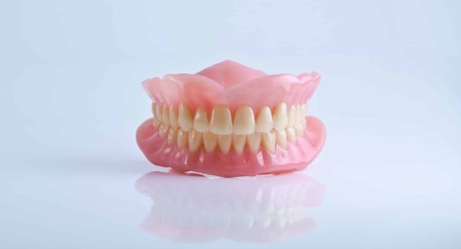 ฟันปลอมทั้งปาก denture full