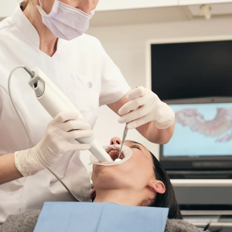 สแกนช่องปาก 3 มิติ