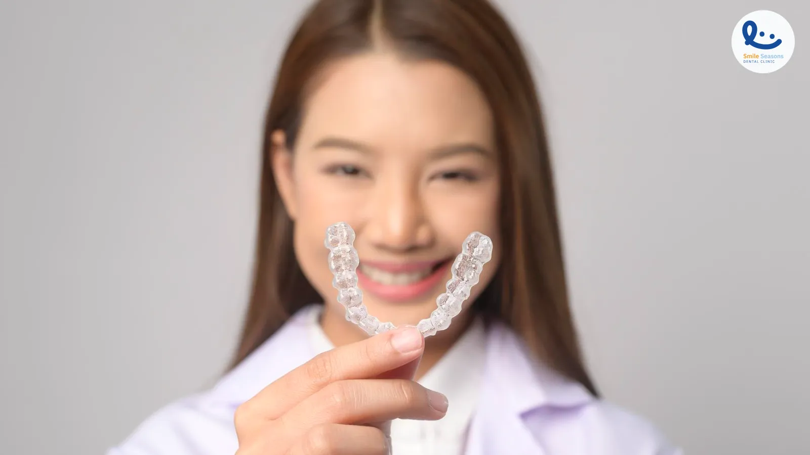 วิธีดูแลตัวเองเมื่อจัดฟันใส Invisalign